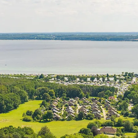 Ostseehus Karlsminde Waabs